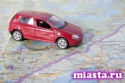 Иностранцы бросились в Россию скупать бензин и автомобили