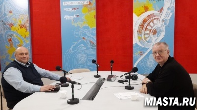 Представители тюменского Росреестра приняли участие в прямом радиоэфире, посвященном Дню геодезии и картографии