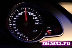 Уличным гонщикам хотят прописать обязательные работы