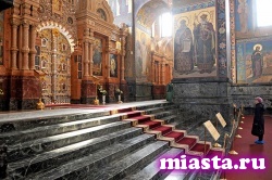 На Рождество в храмах откроют царские врата