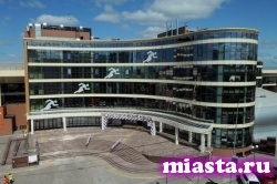 Заниматься бегом в легкоатлетическом манеже будет дешевле