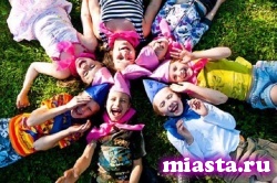 Введена электронная запись для приобретения путевок в детские лагеря