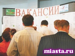 Жителям Тюменской области на рынке труда предложили 22 тысячи вакансий