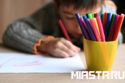 Россияне выбрали победителей конкурса рисунка для маркированного конверта к 70-летию Победы