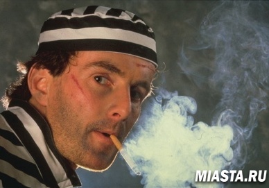 Предприятия хотят обязать брать на работу бывших зэков