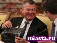 СМИ узнали о закрытии дела Сердюкова