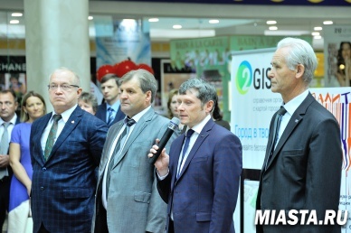 Предприниматель Тобольского района - лучший страхователь по итогам 2014 года