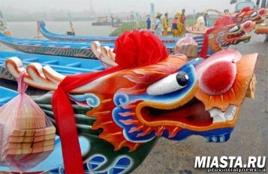 Фестиваль лодок Дракона в Китае
