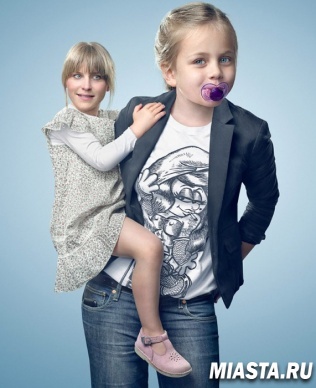 Взрослые должны выглядеть глупо, чтобы сделать детей умными