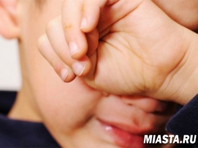 В Иркутске воспитательница детдома жестоко избила  ребёнка - инвалида (Видео)