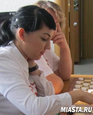 Нижнетавдинцы поздравили граждан пожилого возраста