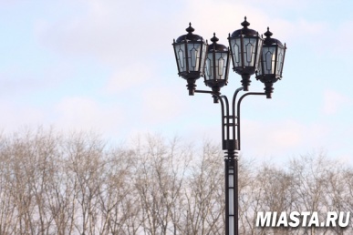 Встретились два друга — звон-мороз да бела вьюга