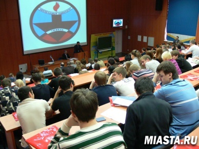 Cтуденты ТюмГНГУ будут создавать электромотоциклы и электромобили