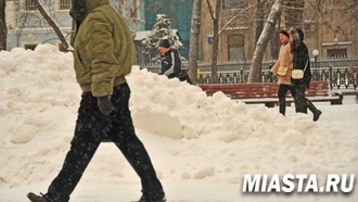 Россиянам разрешили опаздывать на работу в снегопад