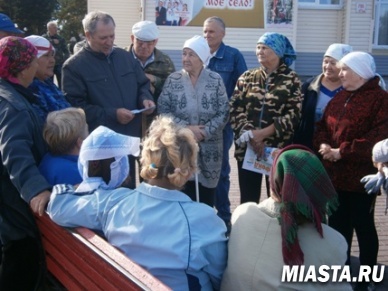 Начальник Управления ПФР в Викуловском районе провел встречу по пенсионным вопросам с пенсионерами