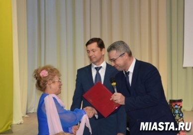 Под звуки нестареющего вальса…