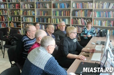 Мобильный офис № 4. Повышение компьютерной грамотности пострадавших на производстве Омутинского района.