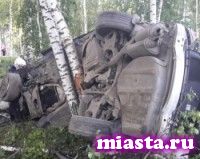 ДТП под Тюменью: BMW улетела в кювет, двое погибли