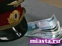 За получение взятки в 23 тысячи инспектор ДПС заплатит 100 тысяч