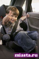 В День ребенка тюменским родителям напомнят об автокресле