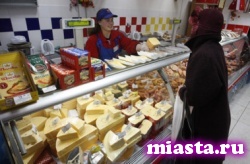 Тюменцев просят сообщать об украинском сыре на прилавках