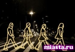 Правительство обязало пешеходов носить светоотражающие элементы