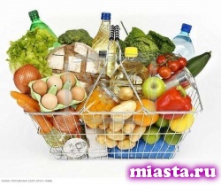 Почти половина расходов россиян приходится на еду