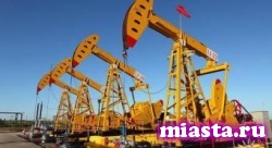 Правительство РФ обсуждает возможность снижения добычи нефти