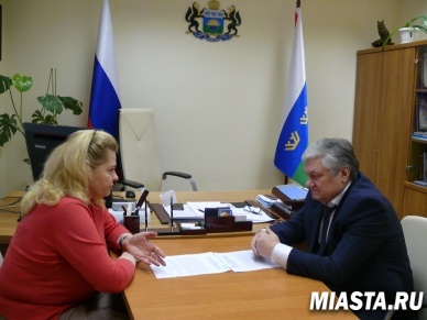 В Тюмени отделение Фонда социального страхования и уполномоченный по правам человека закрепили сотрудничество соглашением
