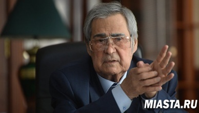 1 апреля губернатор Кемеровской области Аман Тулеев подал в отставку