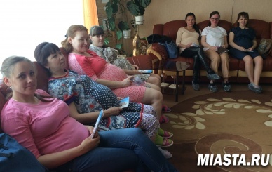 У МАТЕРИНСТВА НЕ БЫВАЕТ КАНИКУЛ