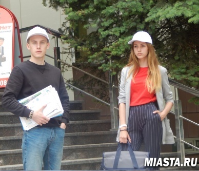 39 тюменских ребят из «Отрядов мэра» работают помощниками почтальонов