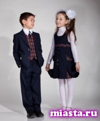 Депутаты Госдумы просят правительство ввести единый дресс-код в школах