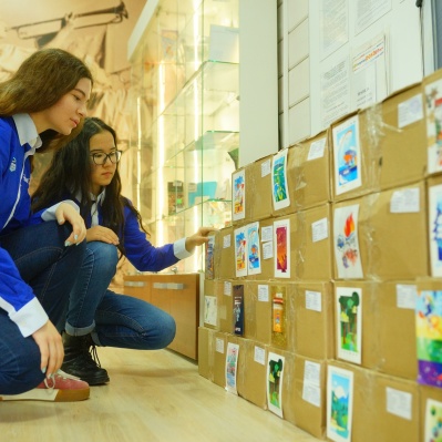 Почта России доставила 75000 эксклюзивных открыток для артековцев