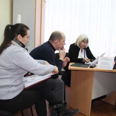 Специалисты тюменского Росреестра проконсультировали жителей региона в рамках общероссийского дня приема граждан