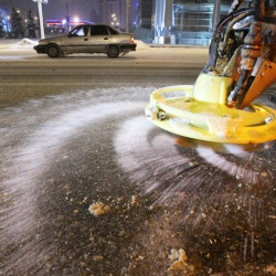 Правительство РФ может запретить химические дорожные реагенты