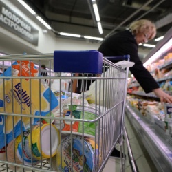РФ в 2015 году обеспечит себя своими продуктами