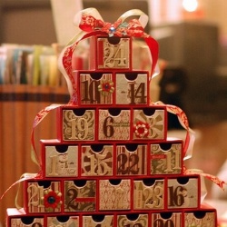 Более 200 видов календарей можно купить в отделениях почтовой связи  юга Тюменской области