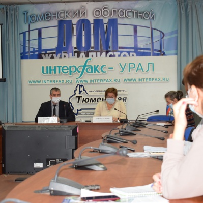 На пресс-конференции обсудили набор социальных услуг. Федеральным льготникам Тюменской области нужно сделать выбор до 1 октября