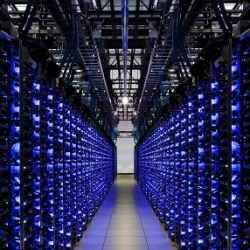 Госдума приняла закон о хранении данных россиян на серверах в РФ с 1 сентября 2015 года