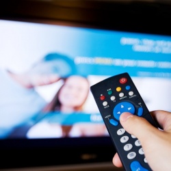 Телевидение может убрать рекламу на новогодние каникулы