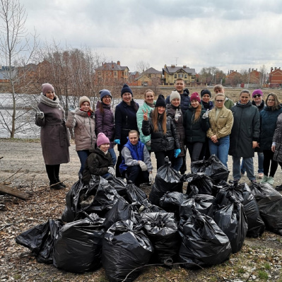 Представители тюменского Росреестра приняли участие  в общегородском субботнике
