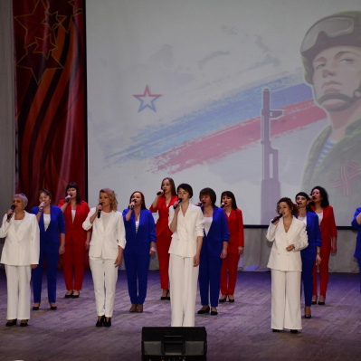 Тюменский Росреестр рассказывает о своих сотрудницах в канун  8 марта