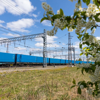 Почта и РЖД запустили новый контейнерный сервис