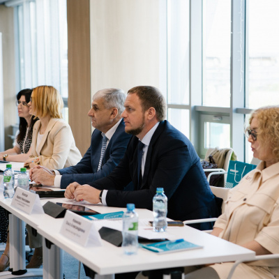 Взаимодействие регистрирующего органа с представителями крупных правообладателей обсуждено на заседании Общественного совета тюменского Росреестра