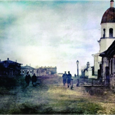 Посетители Ялуторовского музея «Торговые ряды» смогут отправить родным и друзьям уникальную открытку с видом Ялуторовска XIX века