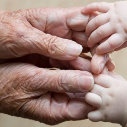 Минтруд: Рождаемость в России превысила смертность