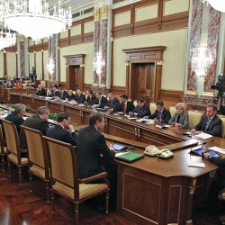 Правительство России представило антикризисный план