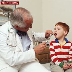 Минздрав с 1 сентября отменит медосмотры при поступлении в школу