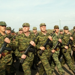 Попасть на службу по контракту скоро станет проще